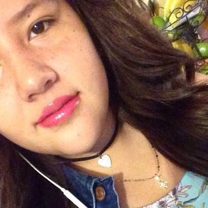 Meet your Posher, Alexia michell